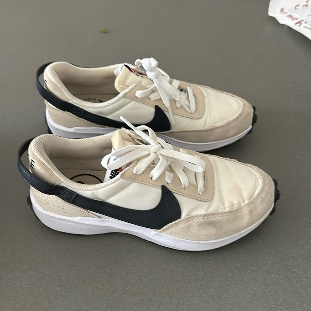 Nike waffle 7.5